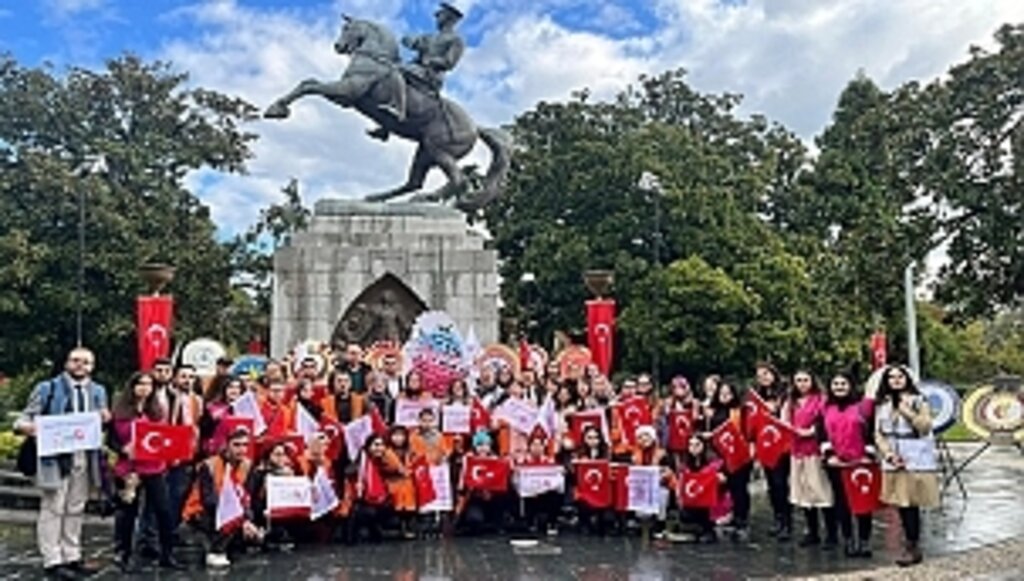 Cumhuriyet'in 99. Yılında LÖSEV Ata'nın Yolunda