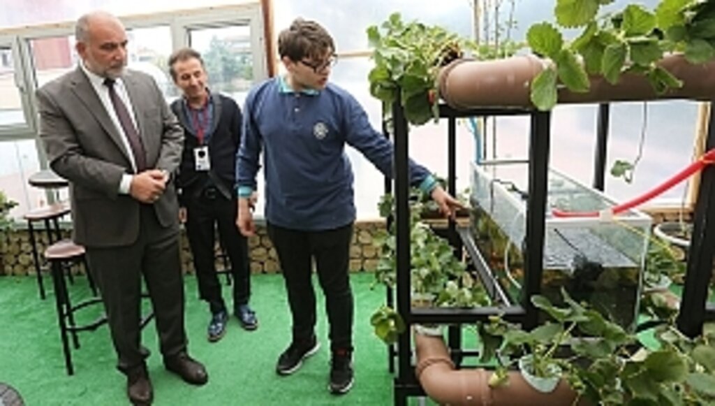 Gençler İçin Yeni Projeler Kazandırmaya Devam Edeceğiz