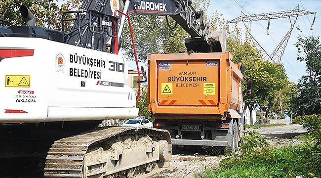 Yaşar Doğu Mahallesinin Yolları yenileniyor...