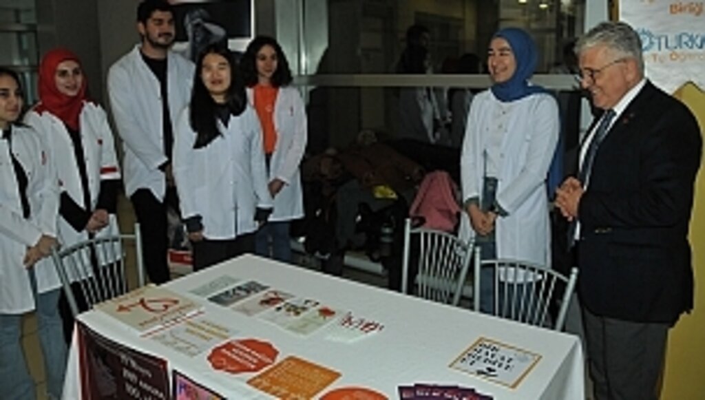 OMÜ Tıp'ta Organ Nakli Çağrısı için Stant Açıldı