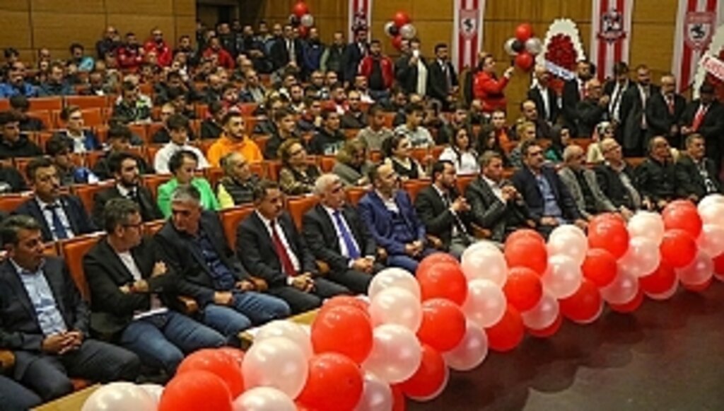 Şimşekler Taraftar Grubu 20'inci Kuruluş Yıl Dönümü Kutlandı