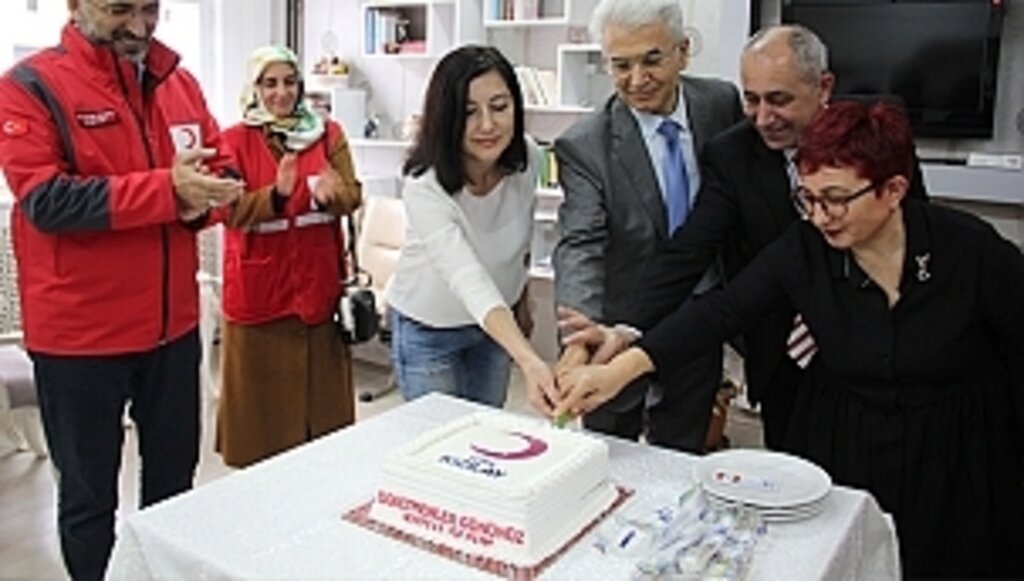 Türk Kızılay Samsun, Öğretmenleri Unutmadı