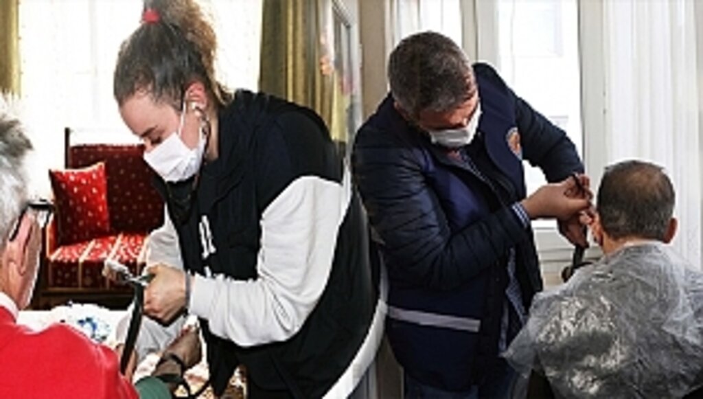 Atakum Belediyesi 'Evde Destek'le Dayanışmayı Büyütüyor