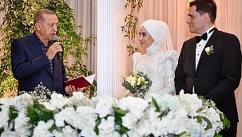 Başkan Demir'in Oğlunun Nikâh Şahidi Oldu