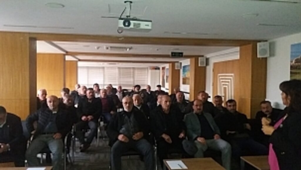 Büyükşehir'den muhtarlara eğitim çalışması 