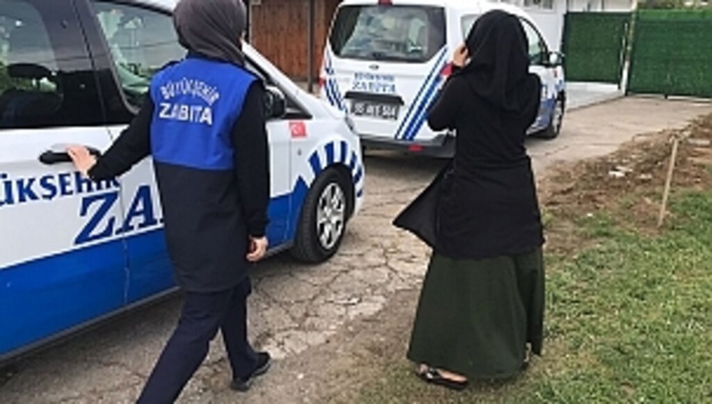 Büyükşehir Zabıtası Dilencilere Göz Açtırmıyor