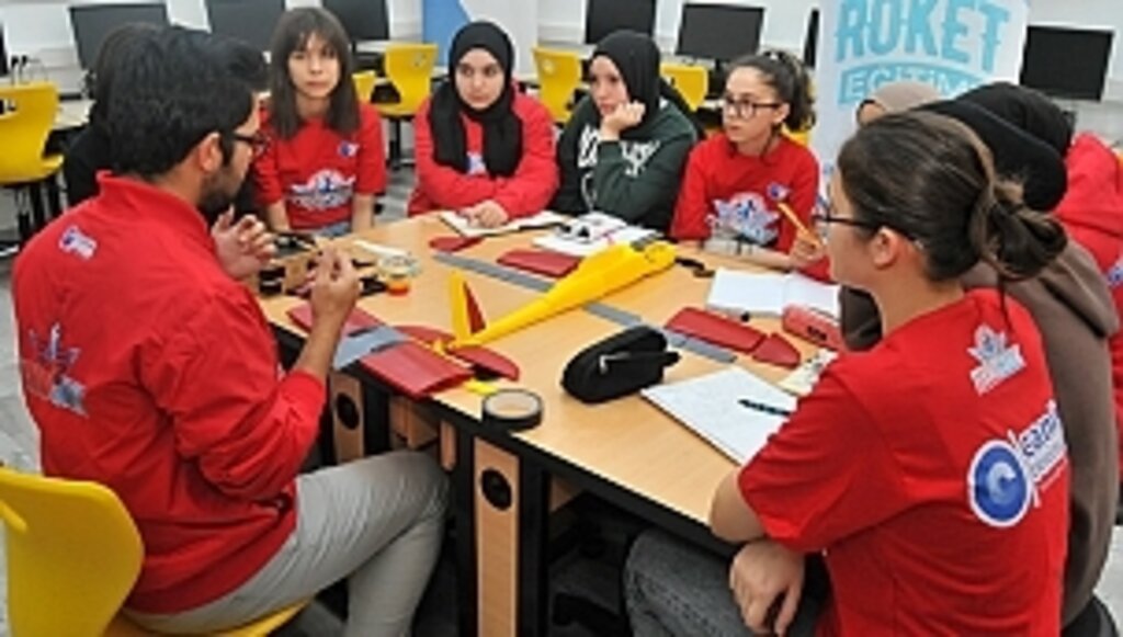 Canik'te Gençler Gökyüzüyle Buluşuyor!...