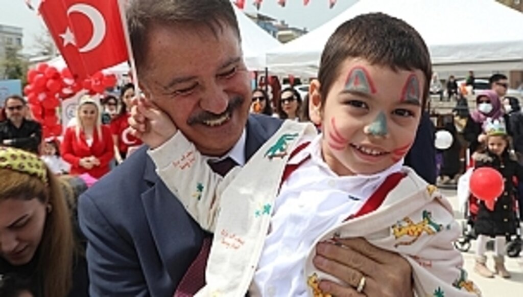 Deveci'den Yeni Yıl Mesajı