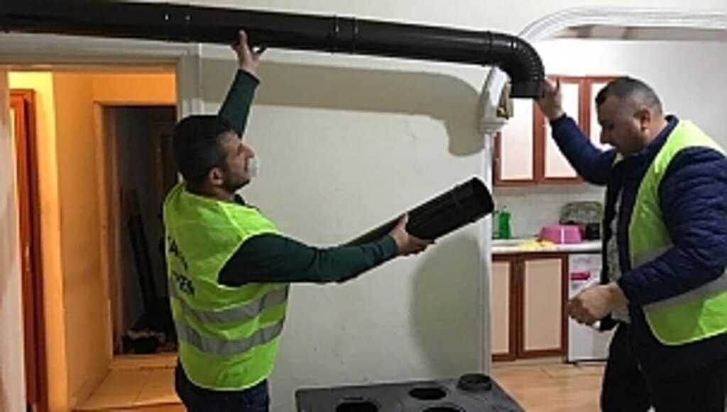 Soğuk Kış Günlerinde Yuva Isıtan Soba Yardımı