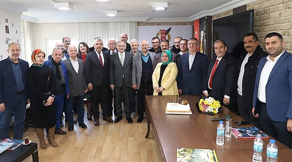19 Mayıs Gazeteciler Cemiyeti'ne Ziyaretçi Akını