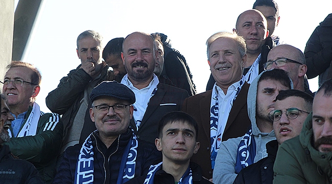 Tekkeköyspor Play-Off'u Garantiledi