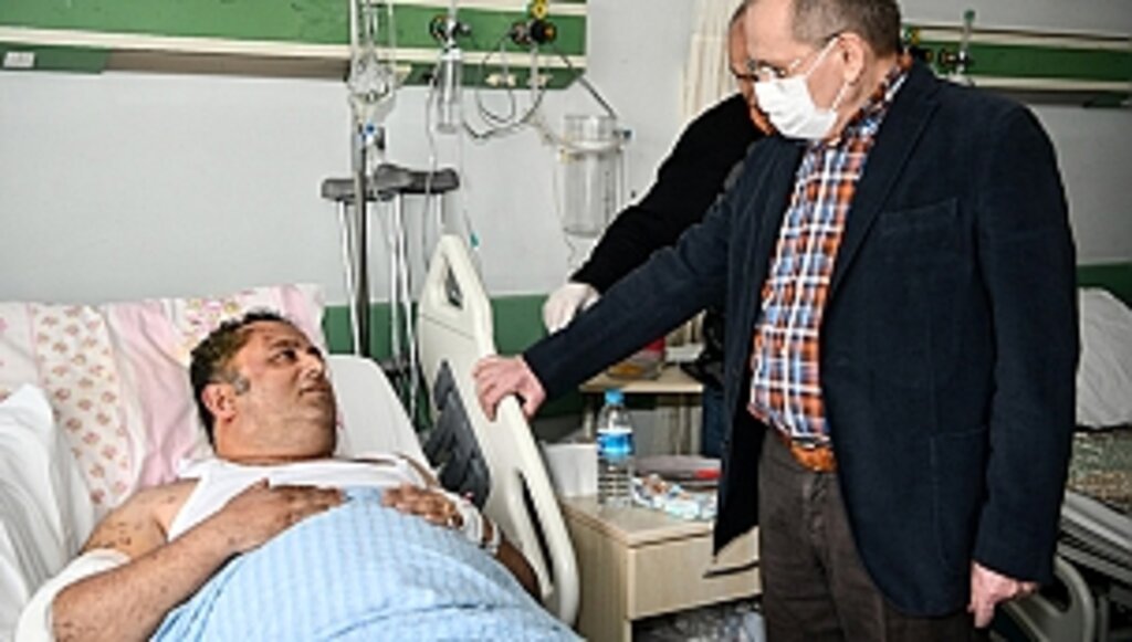 Acıları Sarmak İçin Kenetlendik