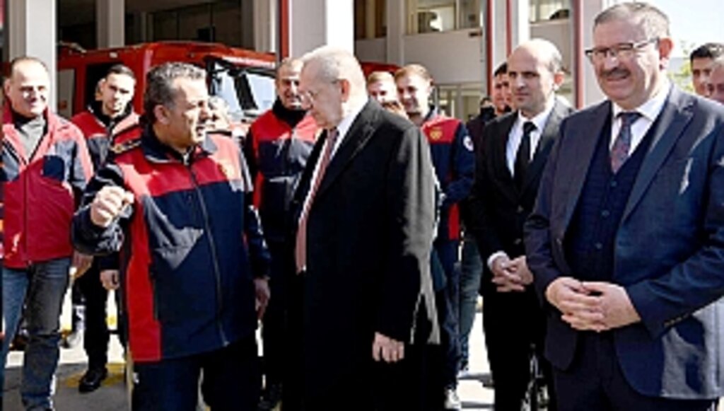 Başkan Demir, Kahraman İtfaiyecilerle Bir Araya Geldi