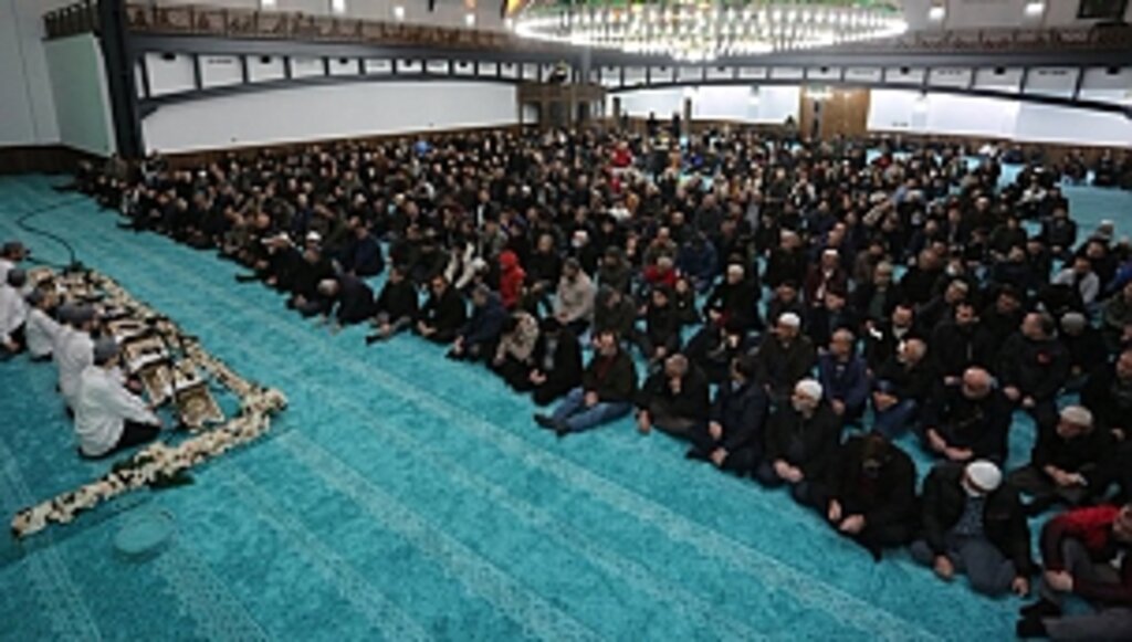 Canik Belediyesi'nden Miraç Kandili Özel Programı