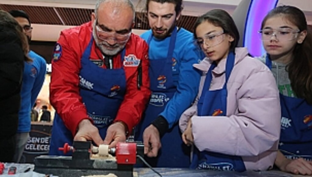 Canik'te Teknolojiyi Üreten, Geliştiren Bir Nesil Yetişiyoruz