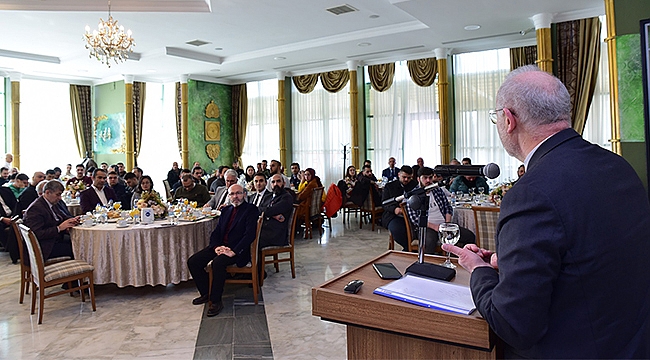 Depremin Yaralarını Saran Çalışma Arkadaşlarına Teşekkür Etti