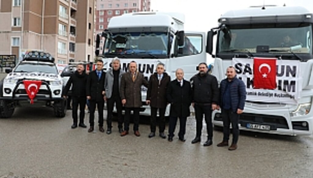 İlkadım Halkı Depremzedelerin Yardımına Koşuyor 