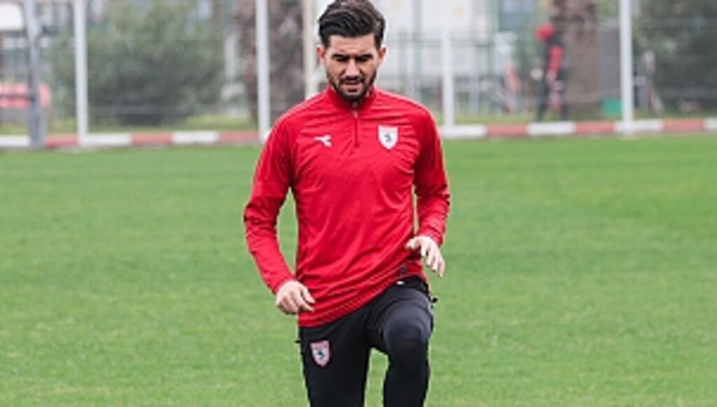 Tekrar Süper Lig'de Oynamak İstiyorum