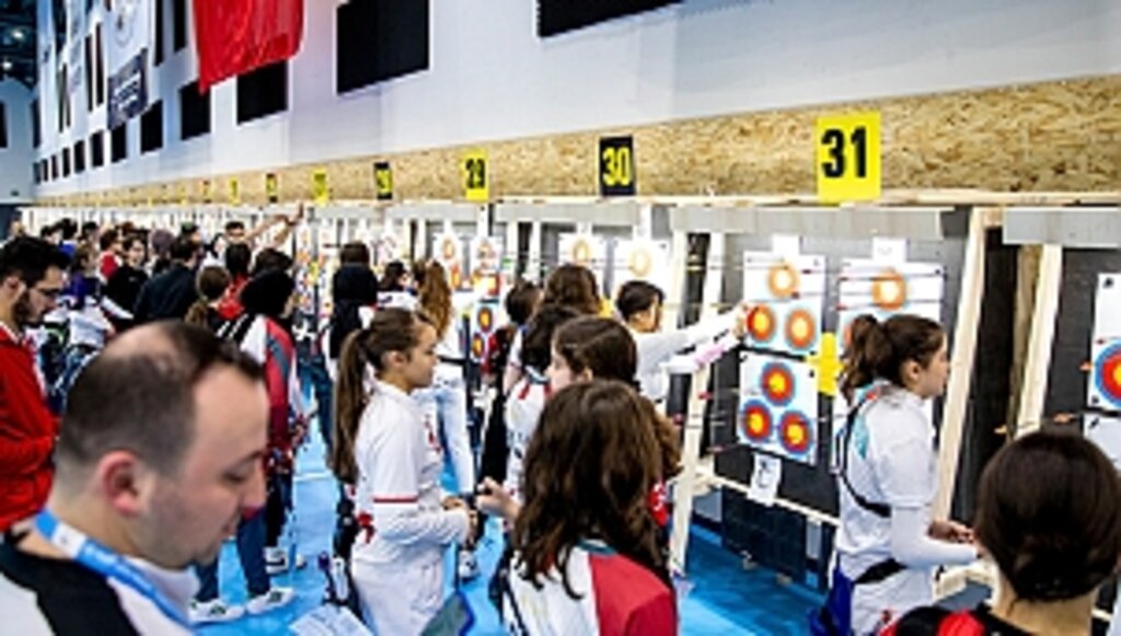 Yıldızlar Salon Türkiye Şampiyonası Samsun'da Başladı