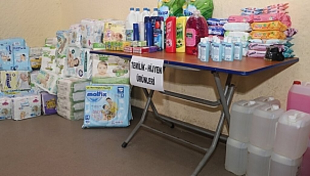 19 Mayıs Belediyesi Depremzedeler İçin Sosyal Market Açtı