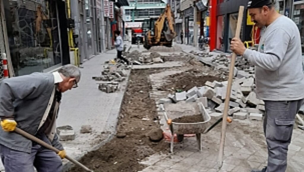 İlkadım'da Tamir Tadilat Yenileme Çalışmalarına Hız Verildi