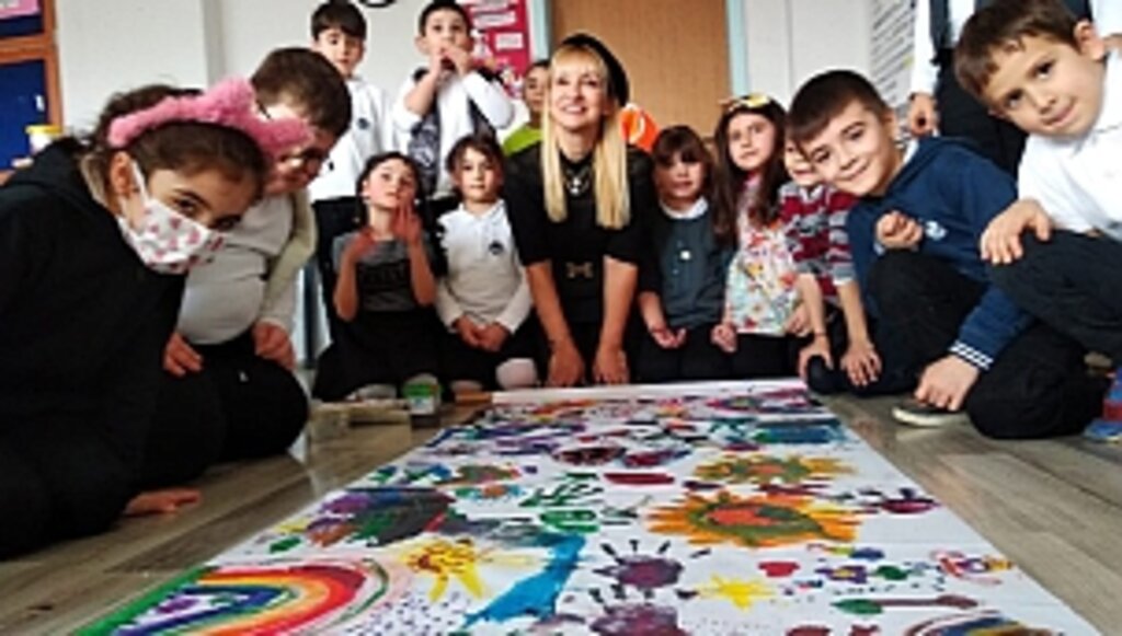 Minik Sanatçılarla Yaza Merhaba!