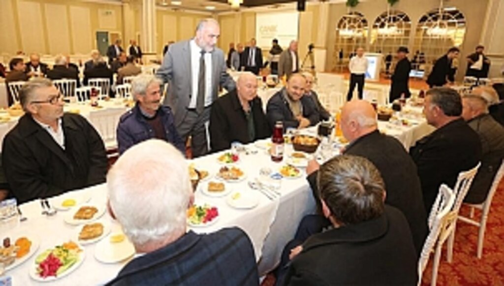 Sandıkçı, İlçedeki Muhtarları İftar Programında Ağırladı