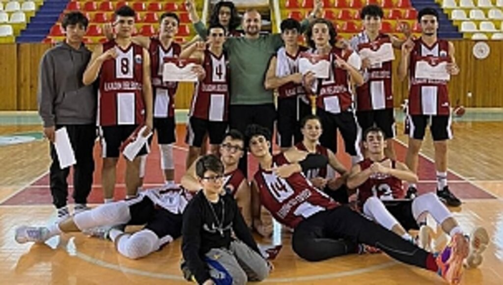 U16'da Karadeniz Bölge Şampiyonu İlkadım Belediyesi 