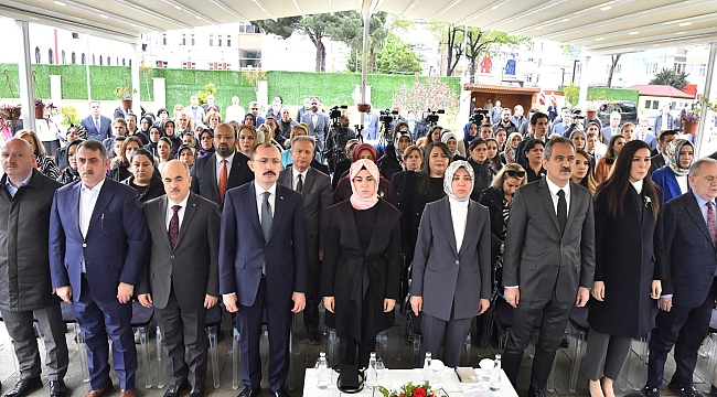 Bakanlar Samsun Olgunlaşma Enstitüsü ve Sanat Merkezi'nin açılışına katıldı