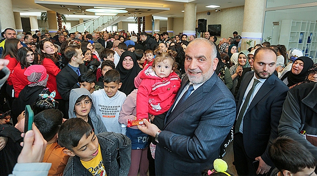 Başkan Sandıkçı Vatandaşlarla Bayramlaştı