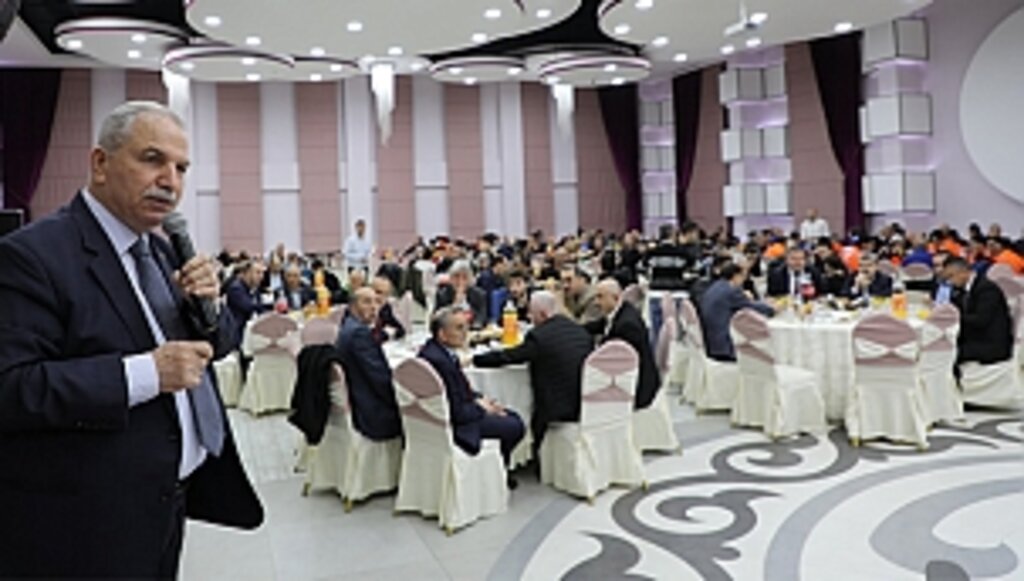 Belediye Personeli İftar Sofrasında Biraraya Geldi