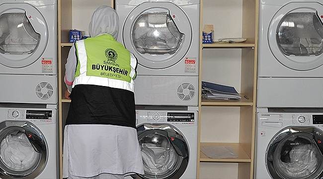 Çamaşırlarını Büyükşehir Yıkıyor!