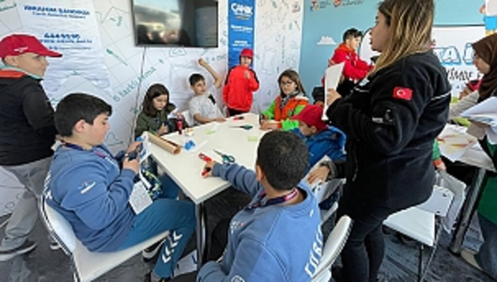 Canik TEKNOFEST'e Gençlerin Odak Noktası Oldu