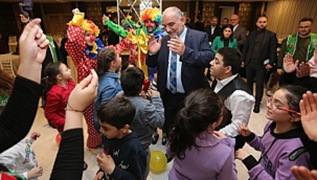 Canik Yetimleri Ağırladı