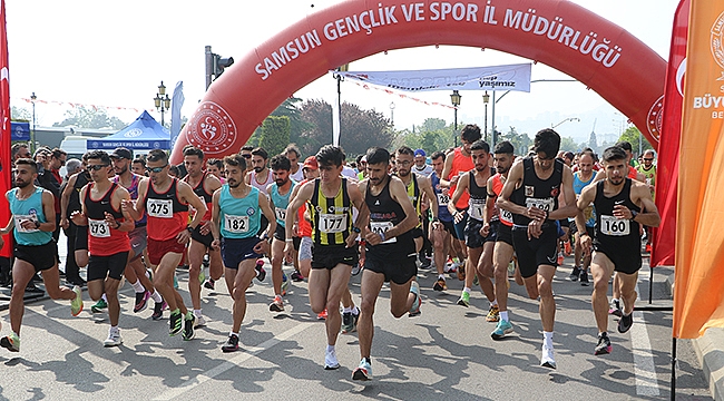 19 Mayıs Yarı Maratonu Nefes Kesti