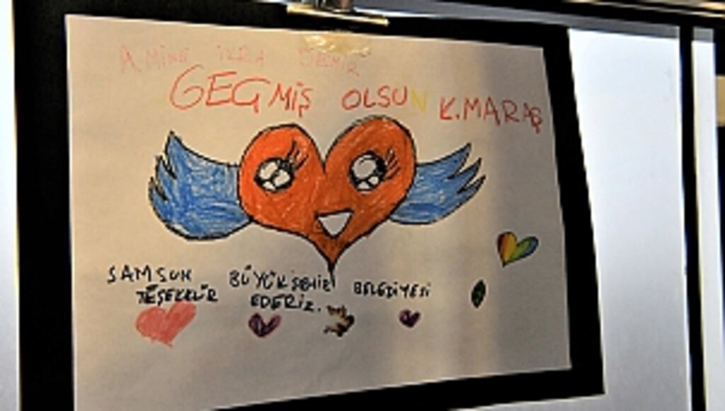 Afetzede Çocukların Resimleri Sergilendi