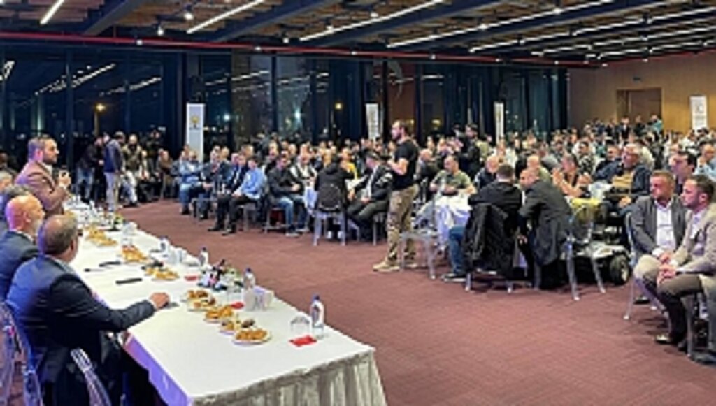 AK Parti Gençlik Kolları, Müfredatını Bu Milletin Değerlerinin Oluşturduğu Bir Okul 