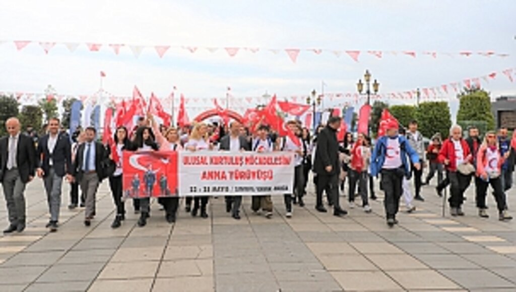 Ata Yolu'nda Dağcılar Türk Bayrağı İle Yürüyecek