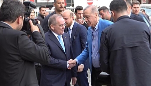 Başkan Erdoğan, Büyükşehir Belediyesi'ni Ziyaret Etti