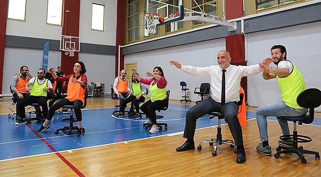 Başkan Sandıkçı Farkındalık İçin Sahaya Çıktı