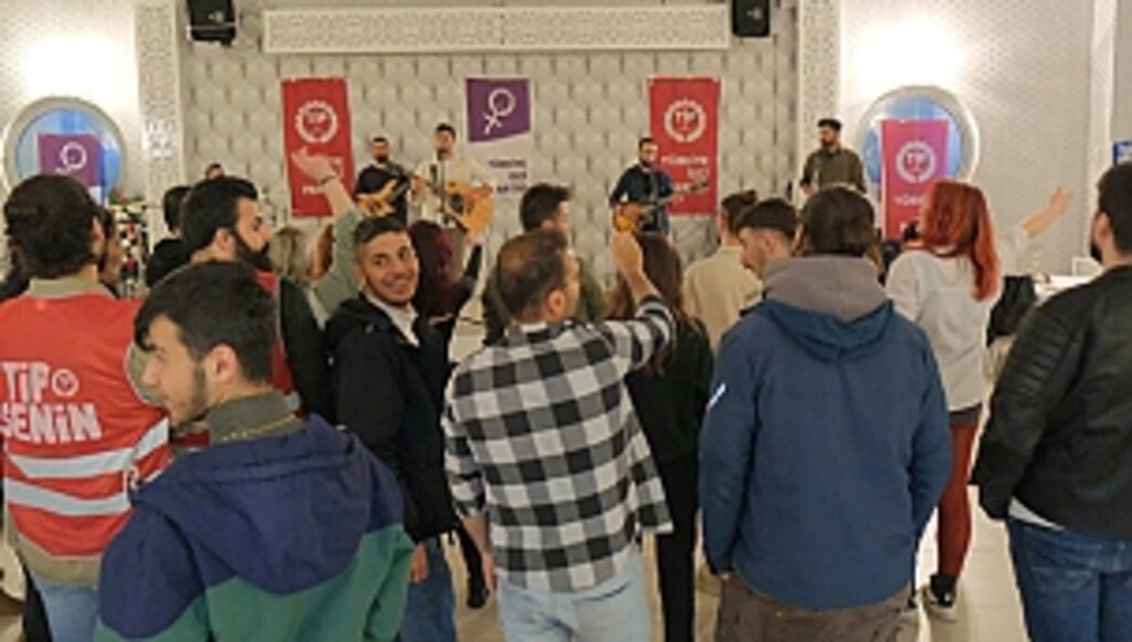 Gençler Dün Akşam TipFest ile Eğlenceye Doydu!