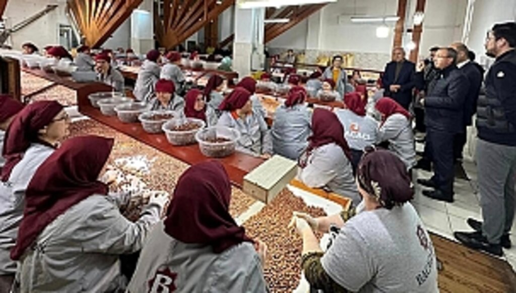 Kadınlar İçin Politikalar Geliştirmeye Devam Edeceğiz