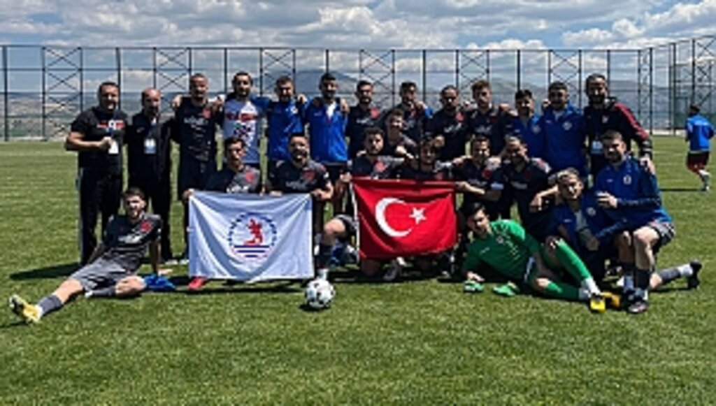 Ondokuz Mayıs Üniversitesi (OMÜ) Futbol Takımı şampiyon oldu