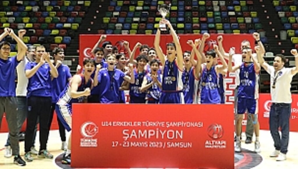 Şampiyon Anadolu Efes