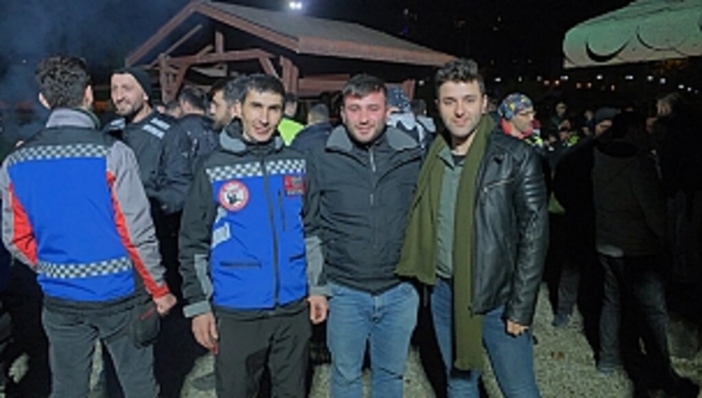 Samsun'da Motosikletli Kuryelerden Şölen Gecesi