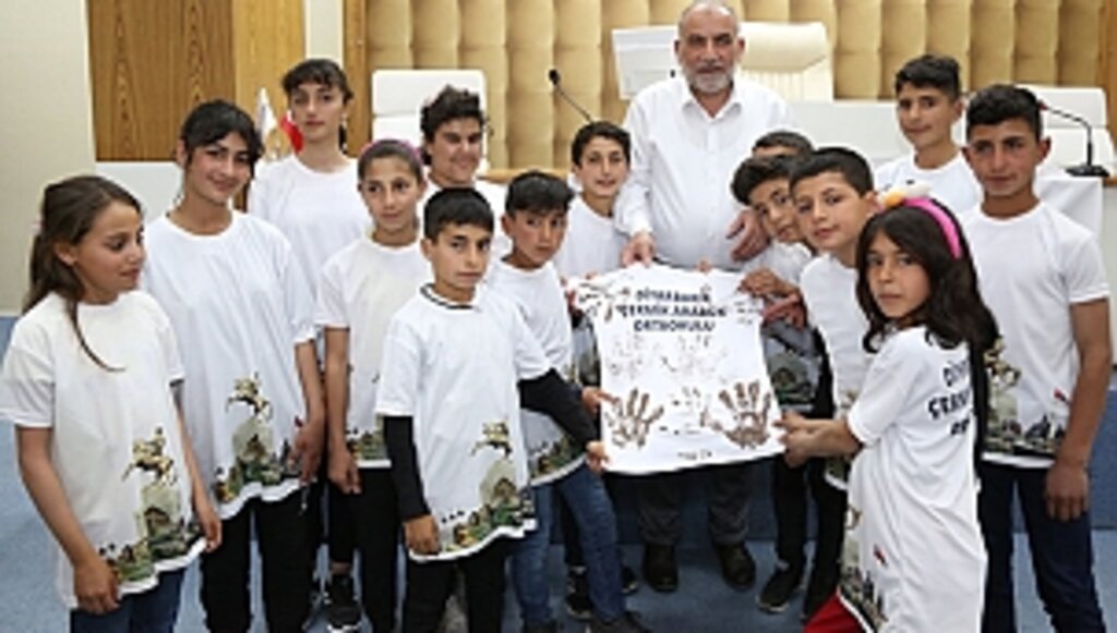 Sandıkçı Diyarbakırlı Öğrencileri Ağırladı