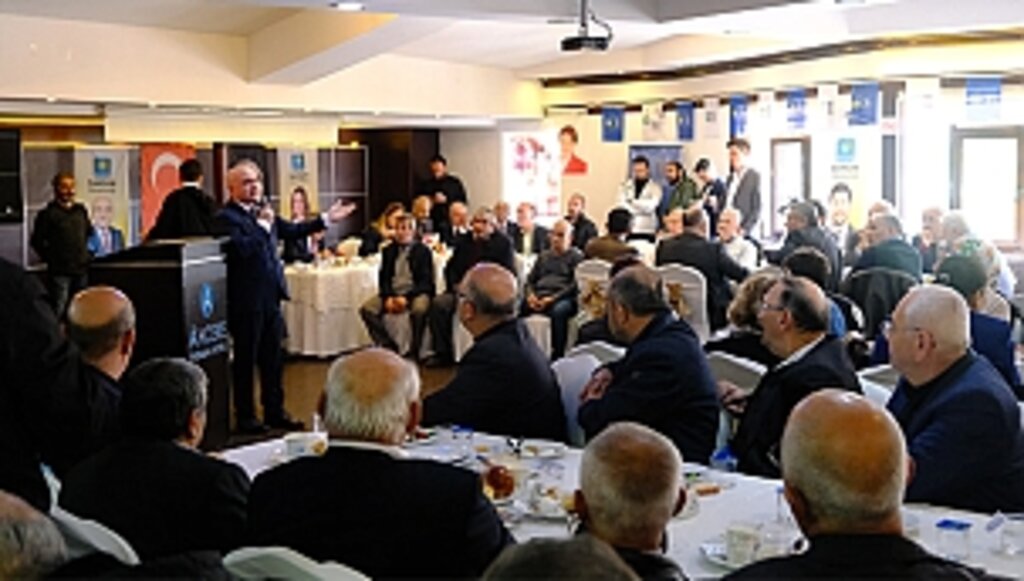 Usta'ya Memleketinde Coşkulu Karşılama