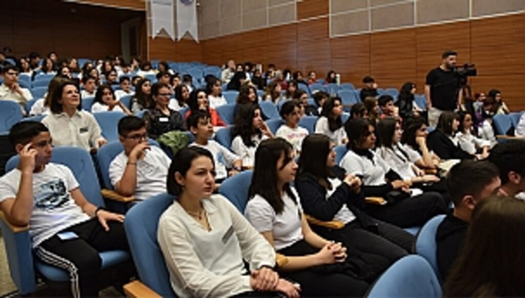 Akran Arabuluculuğu "Sınıfta Barış Okulda Barış"ı Hedefliyor