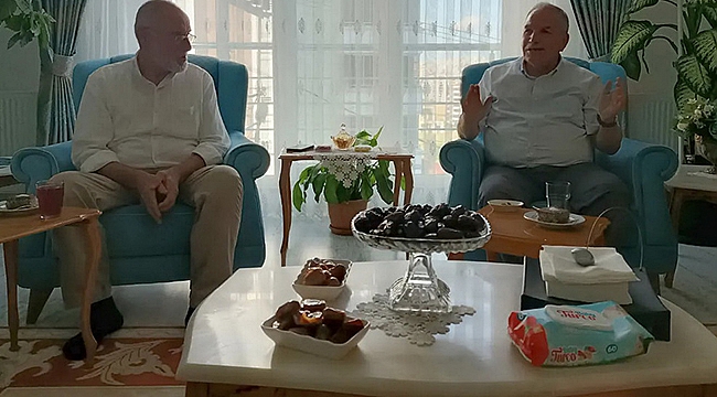 Başkan Demirtaş Hacıları Evinde Ziyaret Ediyor