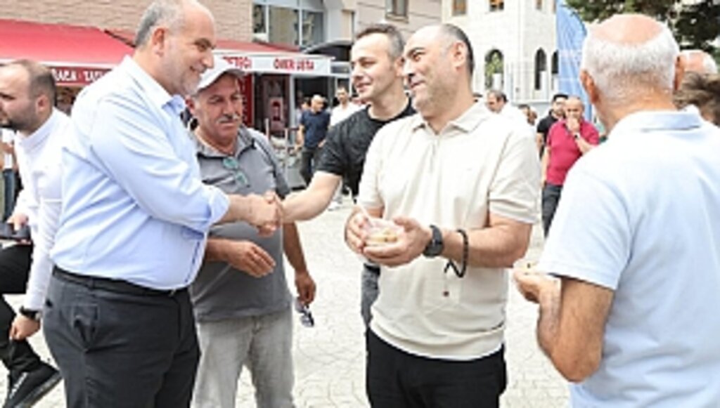 Başkan Sandıkçı'dan Aşure İkramı